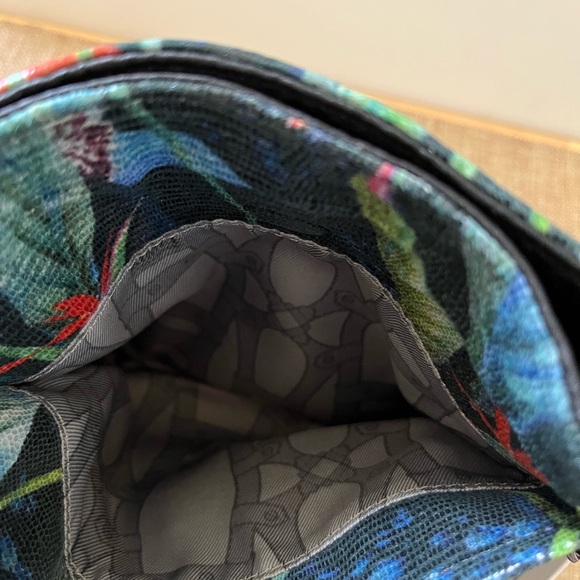 Aimee Kestenberg Black Crossbody Bag with Floral Design - Picture 6 of 10